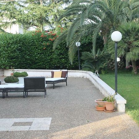 Gaia Bed and Breakfast Castellana Grotte Exteriör bild